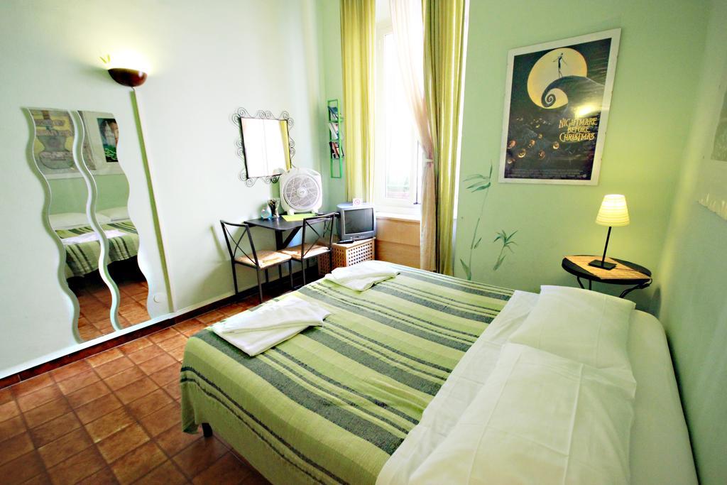 Готель Sixbeds Рим Номер фото
